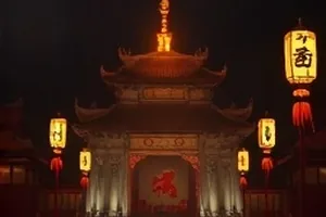 白露未霜剧集中秋收时节的自然光场景